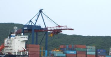 Кто тянет к банкротству Дальневосточное морское пароходство транспортной группы FESCO